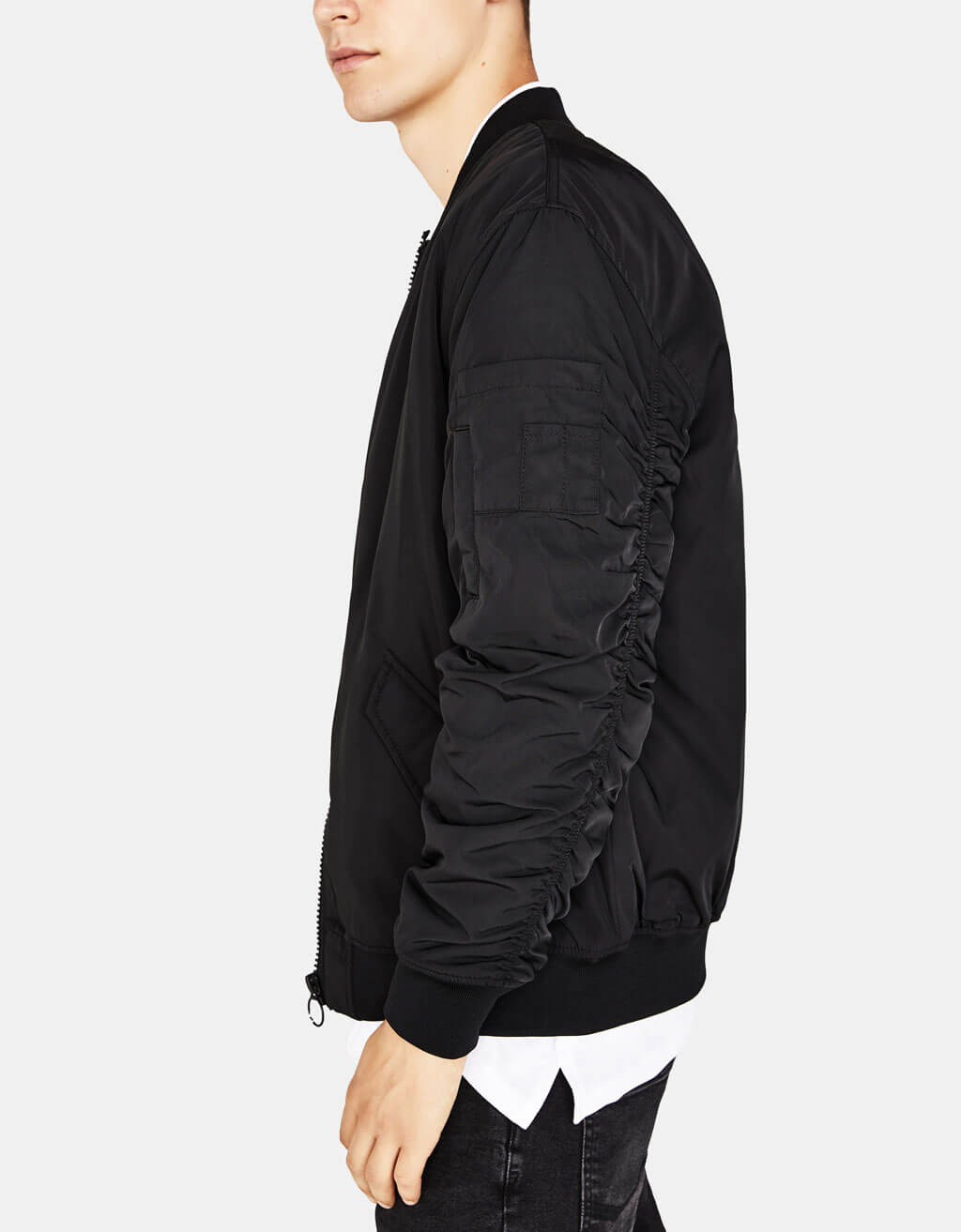 Black Coat - Imagen 3